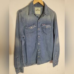 Long sleeve tshirt  Hollister size M